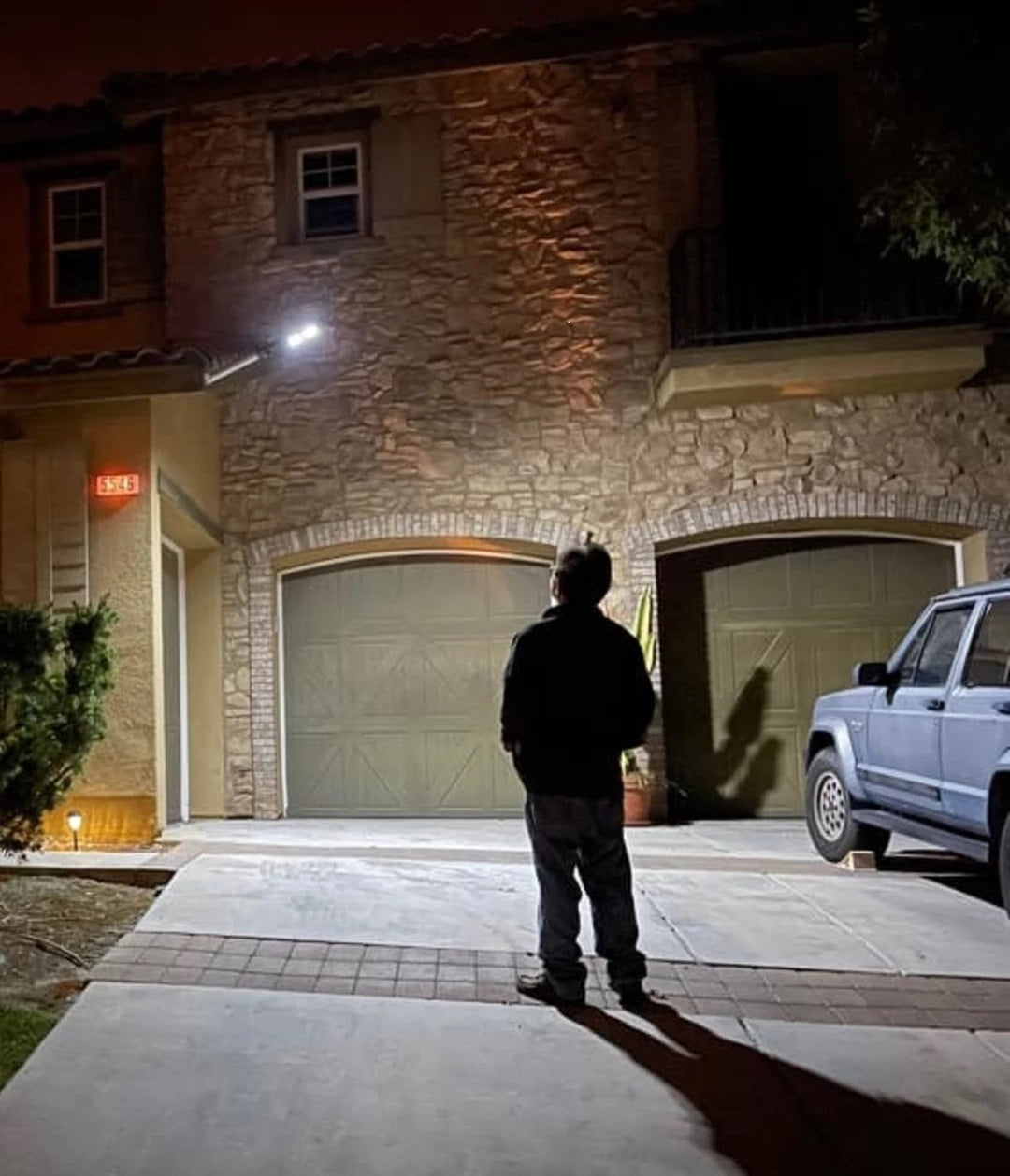 EcoBright™ Solar Street Light